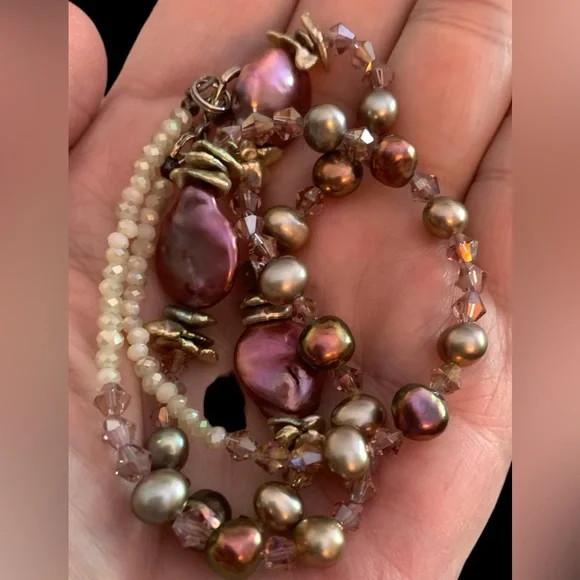 Plum Colored Cultured Pearl & Glass Beaded Woman’s Stunning Necklace Jewelry - Picture 3 of 12